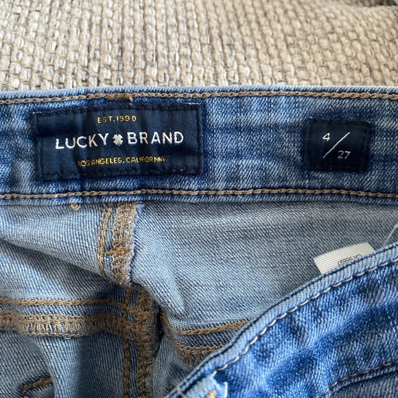 Distressed Skinny Bridgette Jeans - Picture 6 of 8